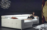 Donna Beta (con trapunta sul braccio) 280 x 180 cm, 3 spalliere regolabile, €1890