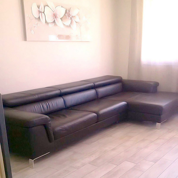 Salotto angolare in pelle marrone Olga